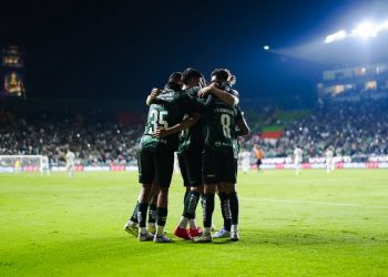 Imparables: León doblega a Rayados, hila su sexta victoria y Arcila sigue encendido