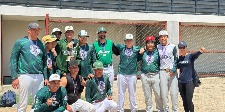 Academia Bravos de León obtiene subcampeonato en cuadrangular en San Francisco del Rincón